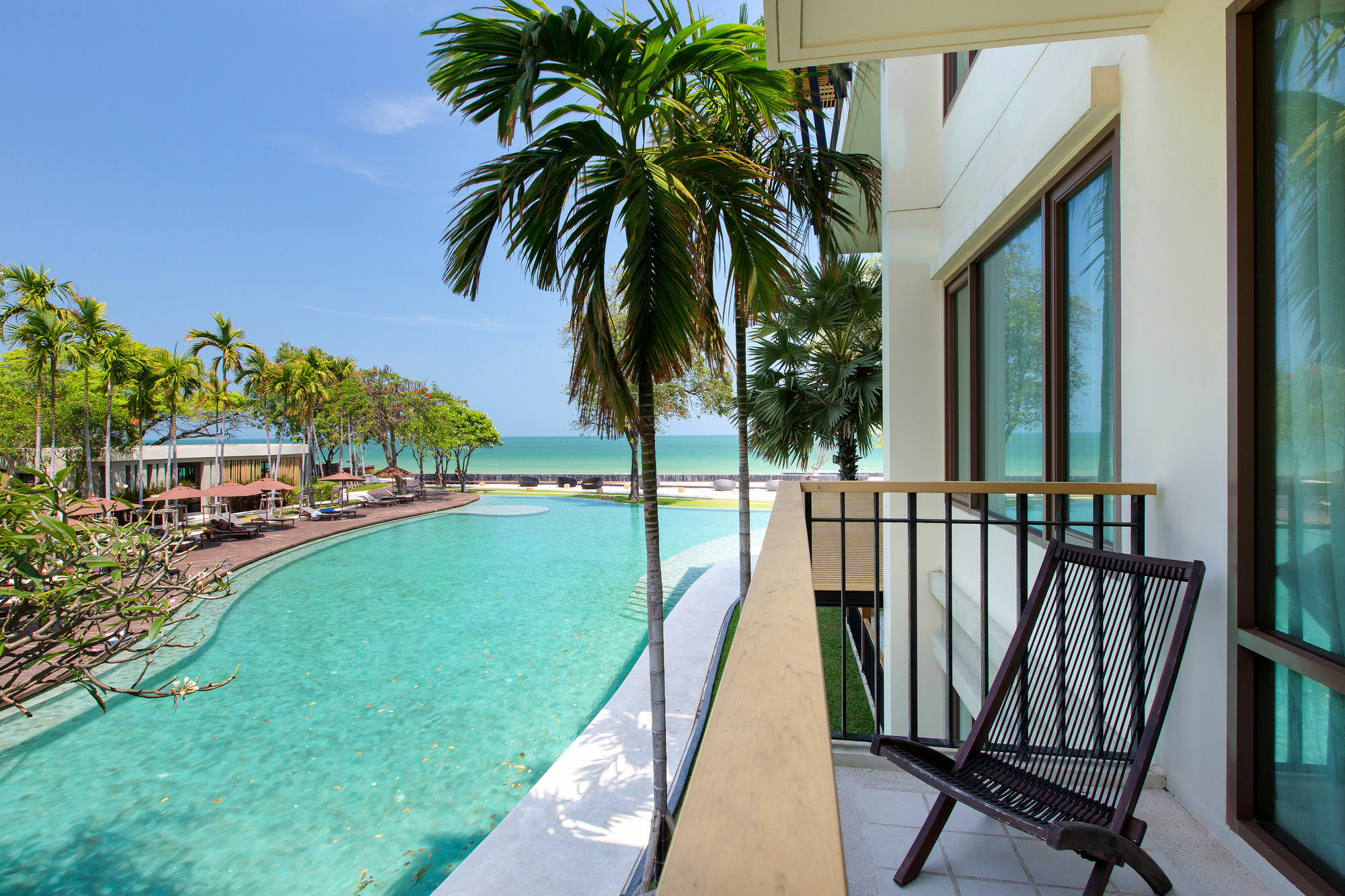 Hotel Baan Sansuk Beachfront 3*