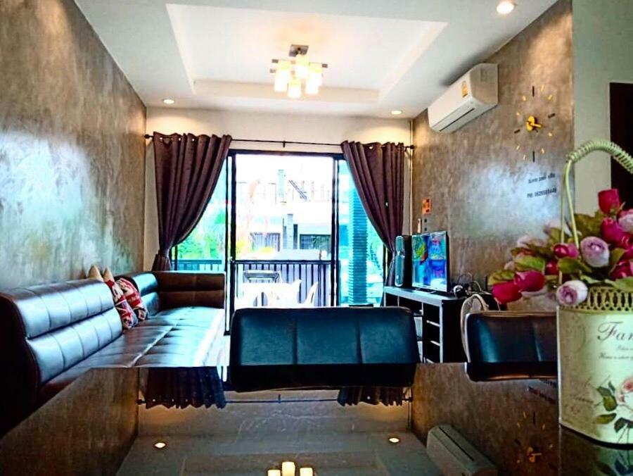 Villa Airrin Pool *