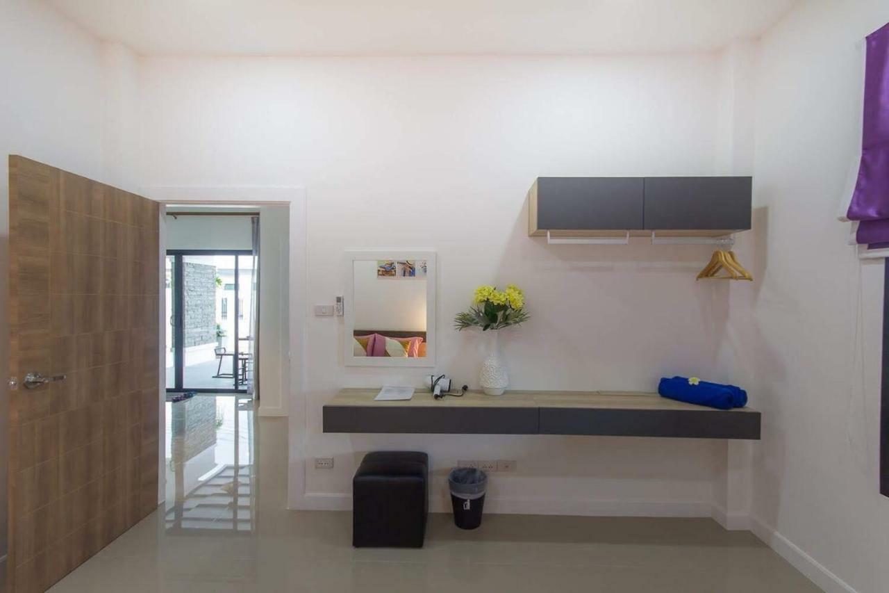 Thanycia Pool Holiday home *