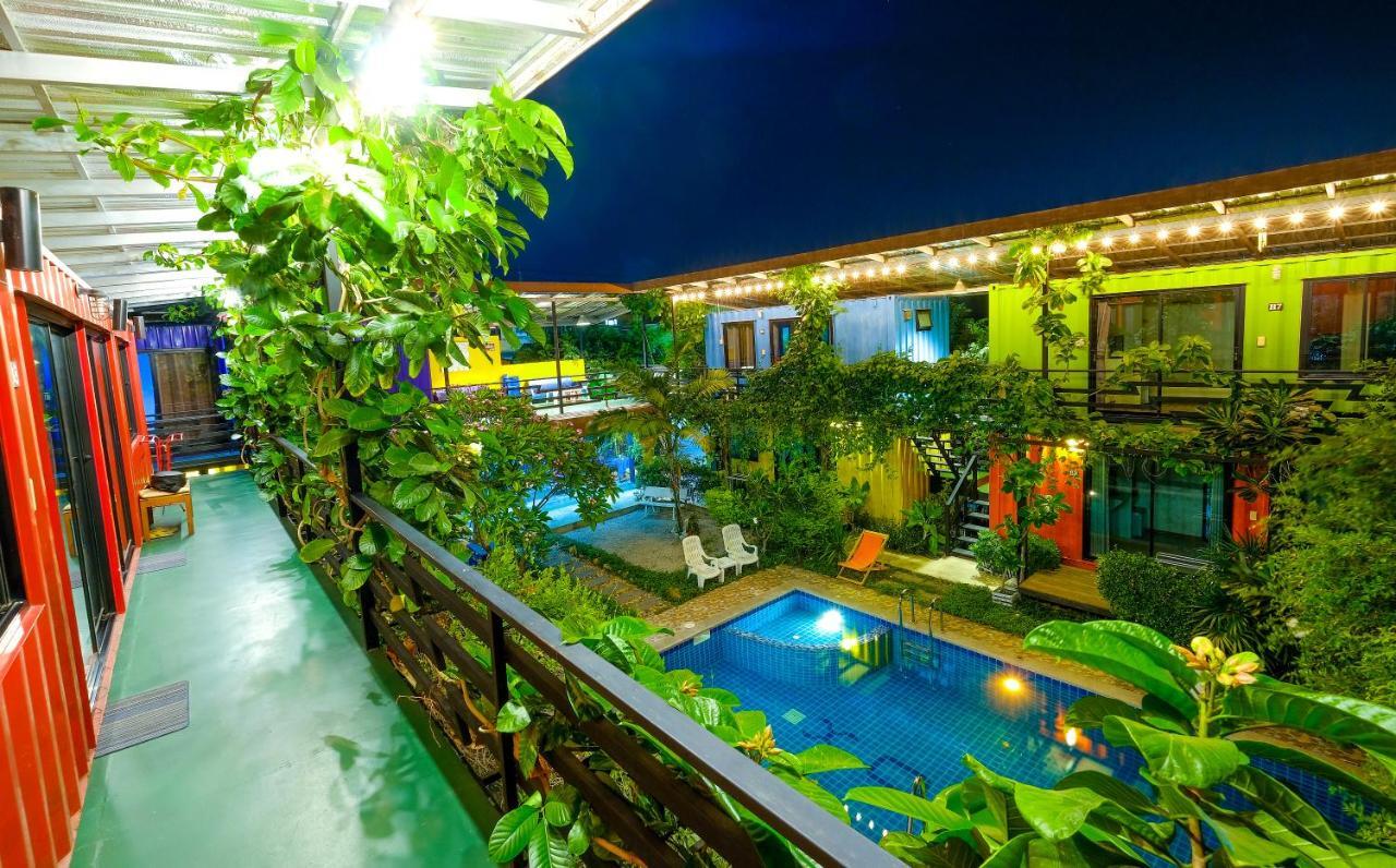 Resort In Boxes