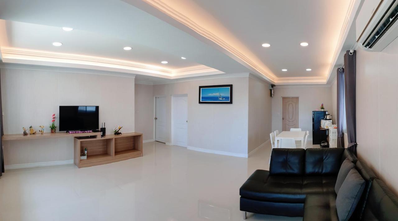 Baan Sasithorn Holiday home