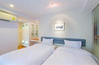 Baan Lonsai Beachfront Apartment Hua Hin