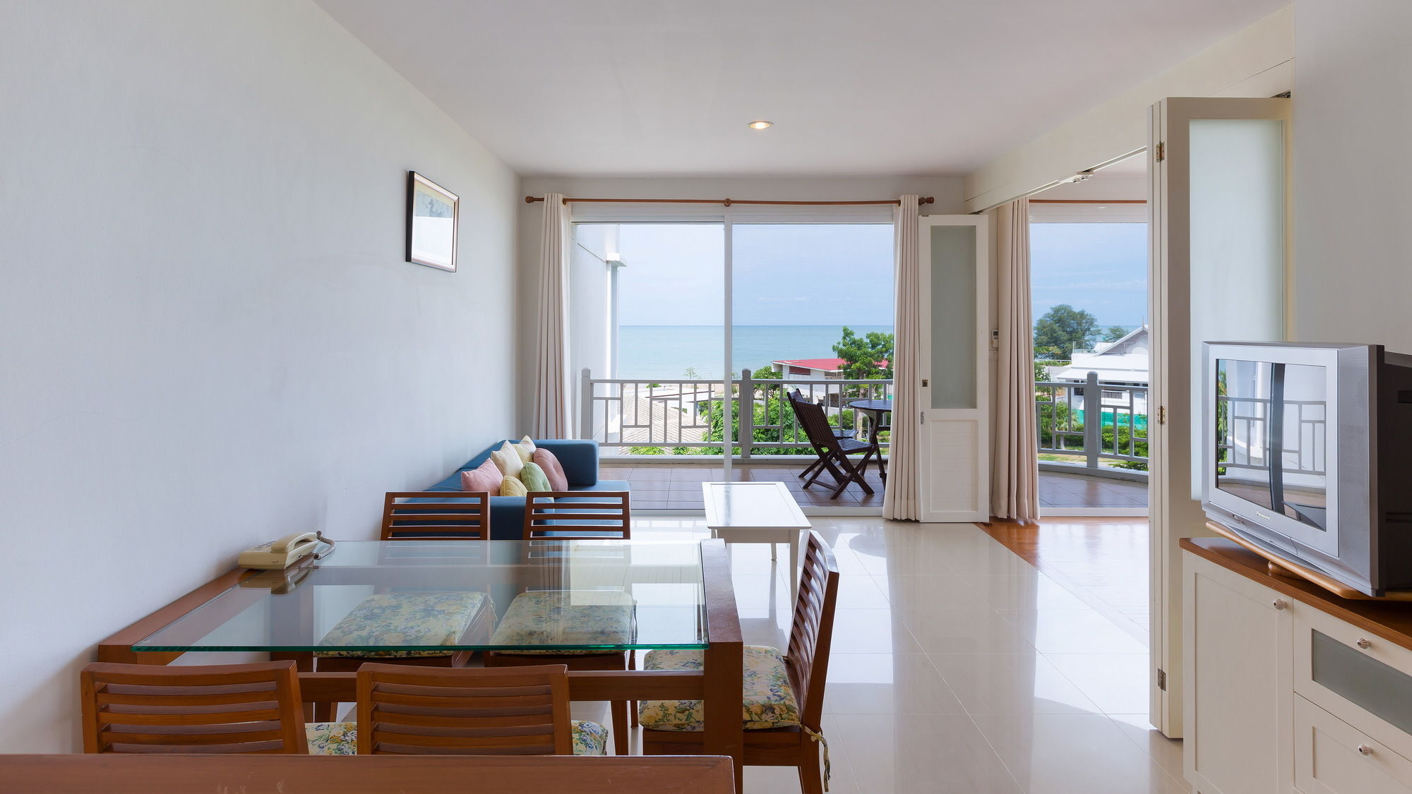 Apartment Baan Poolom Beachfront Hua Hin