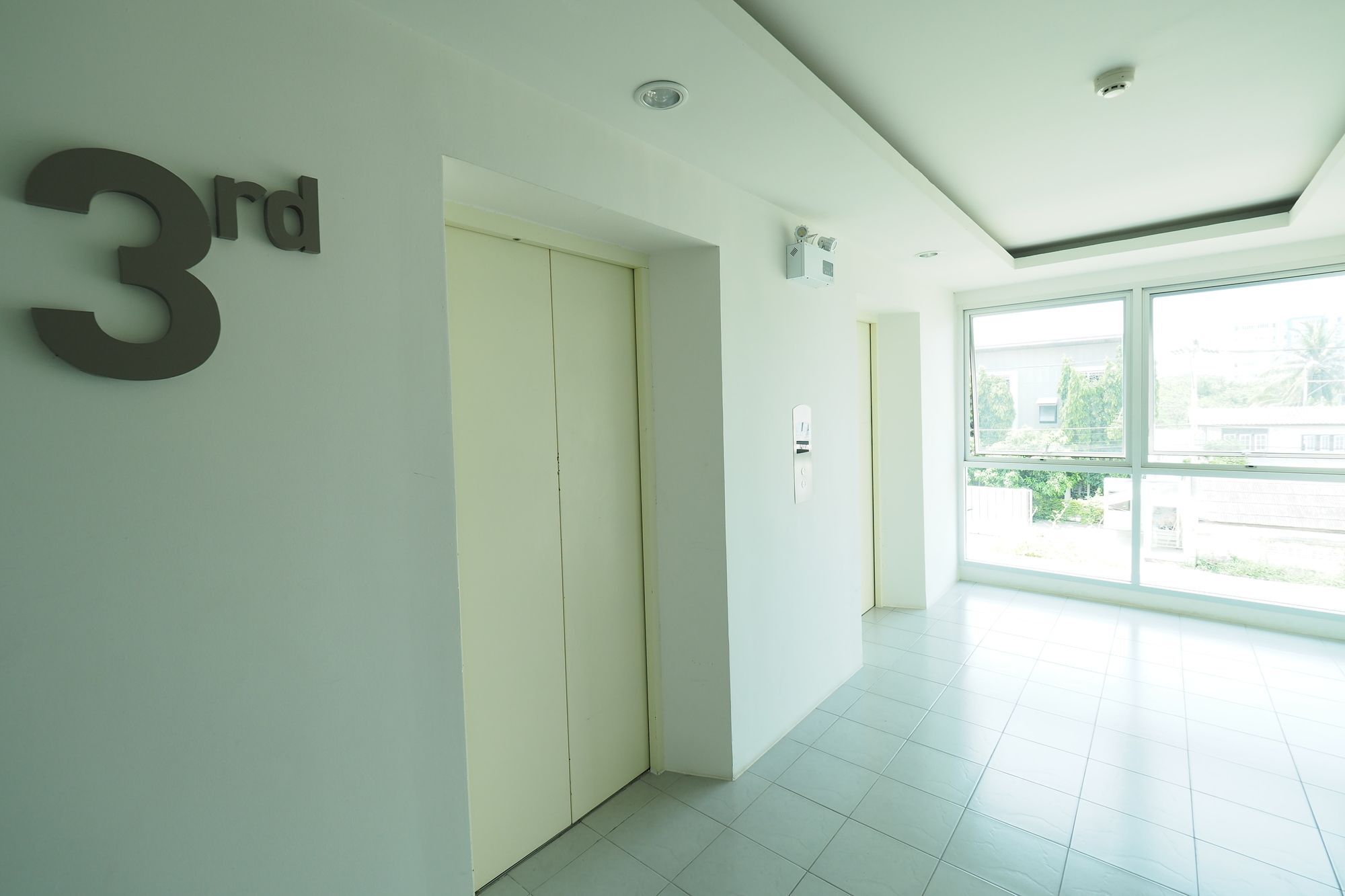 Baan Koo Kiang By Monta Apartment