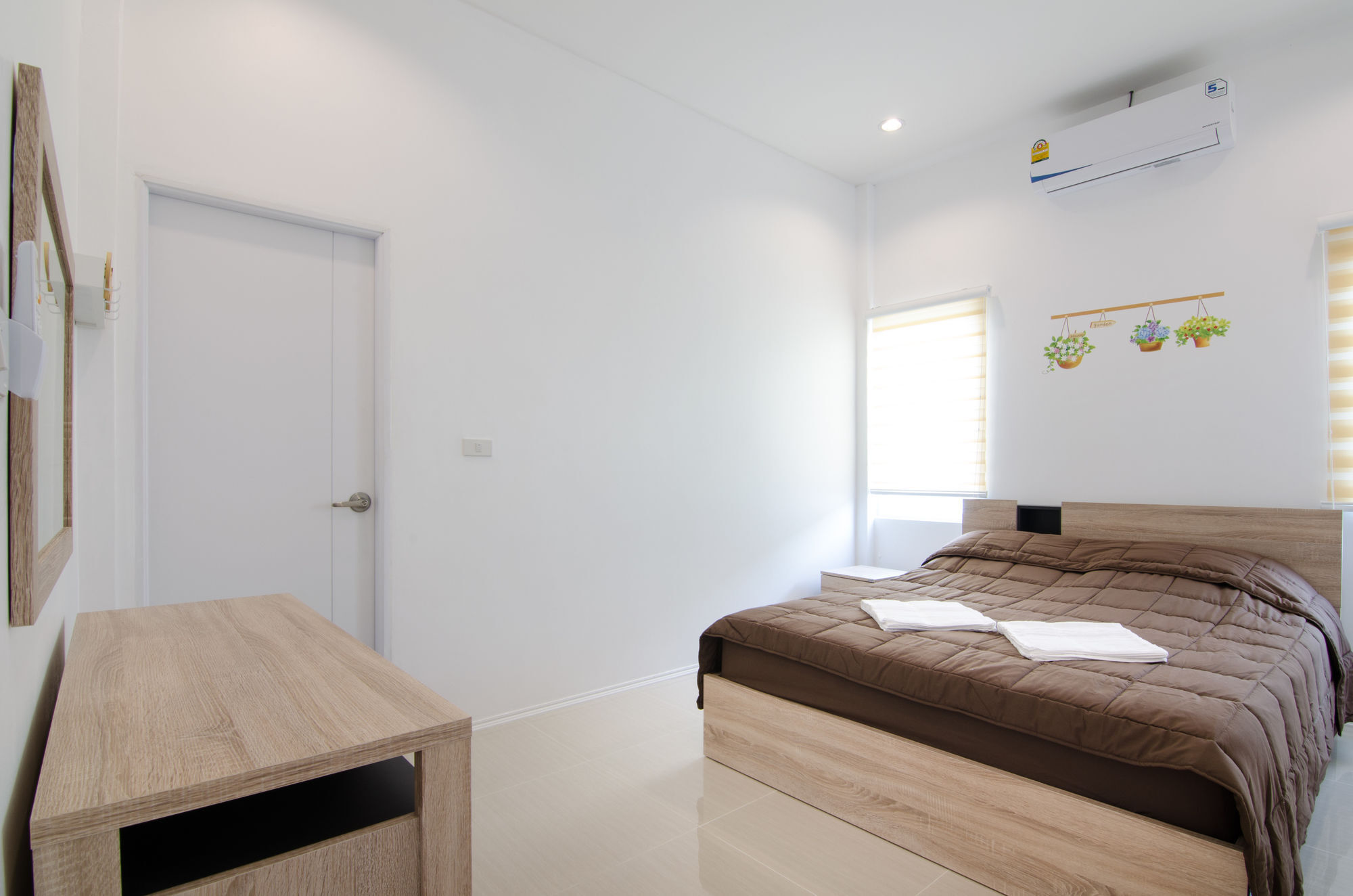 Apartment Le Leaf Pool 7 *