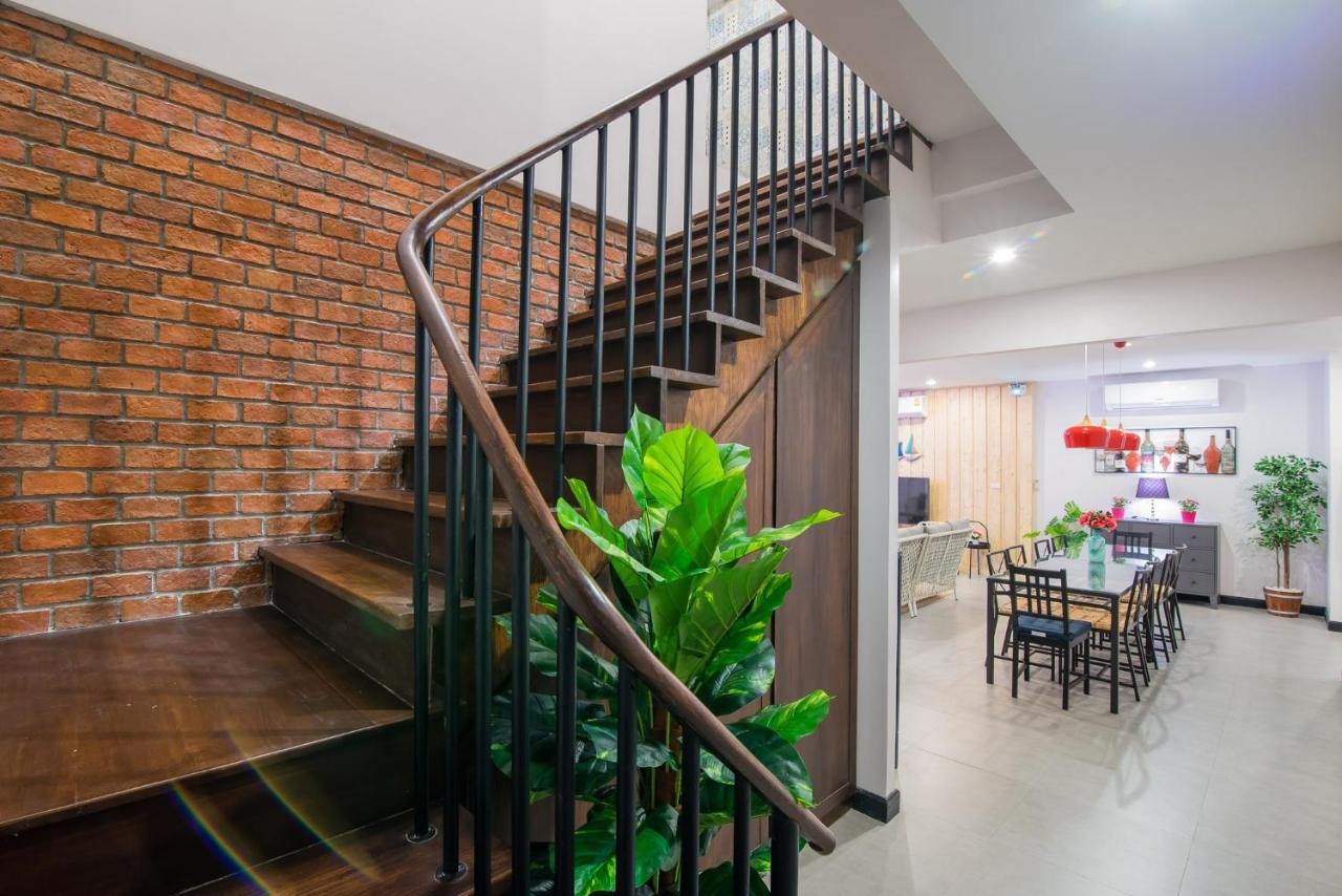 Seatown Poolvilla Hua Hin