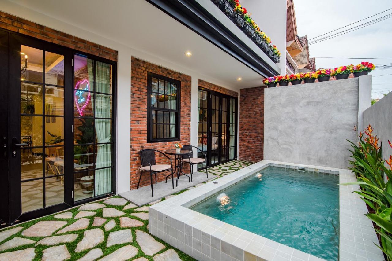 Seatown Poolvilla Hua Hin