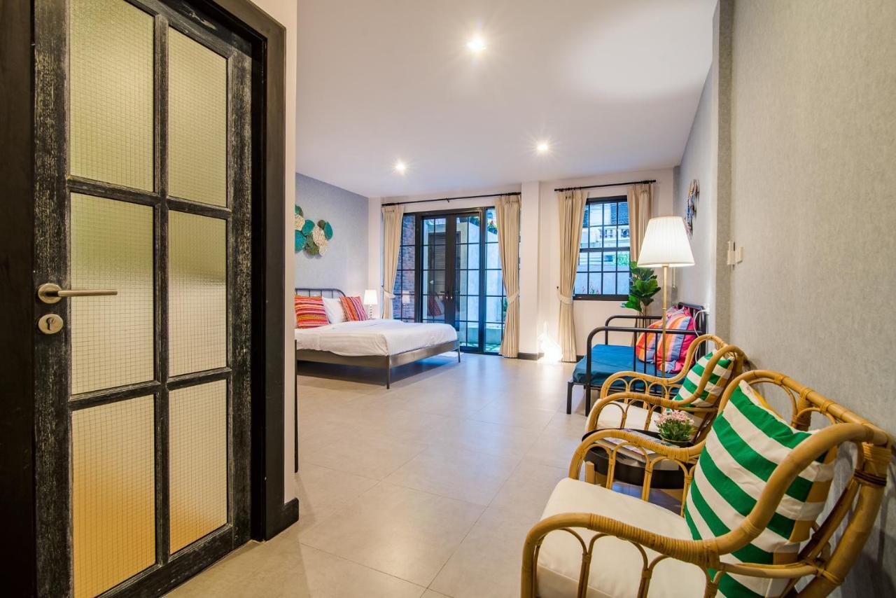 Seatown Poolvilla *