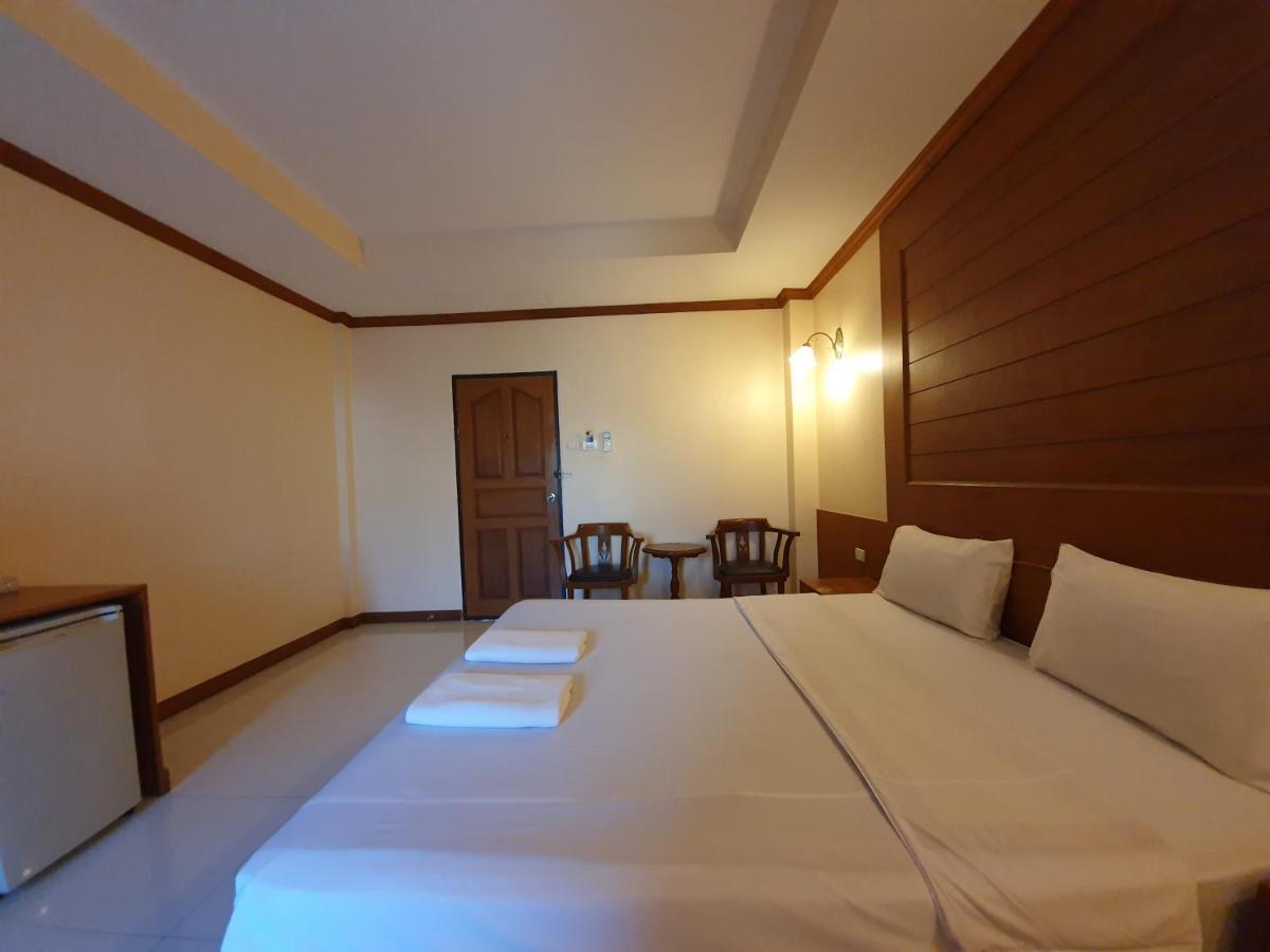 Hotel Baan Jpn 2*