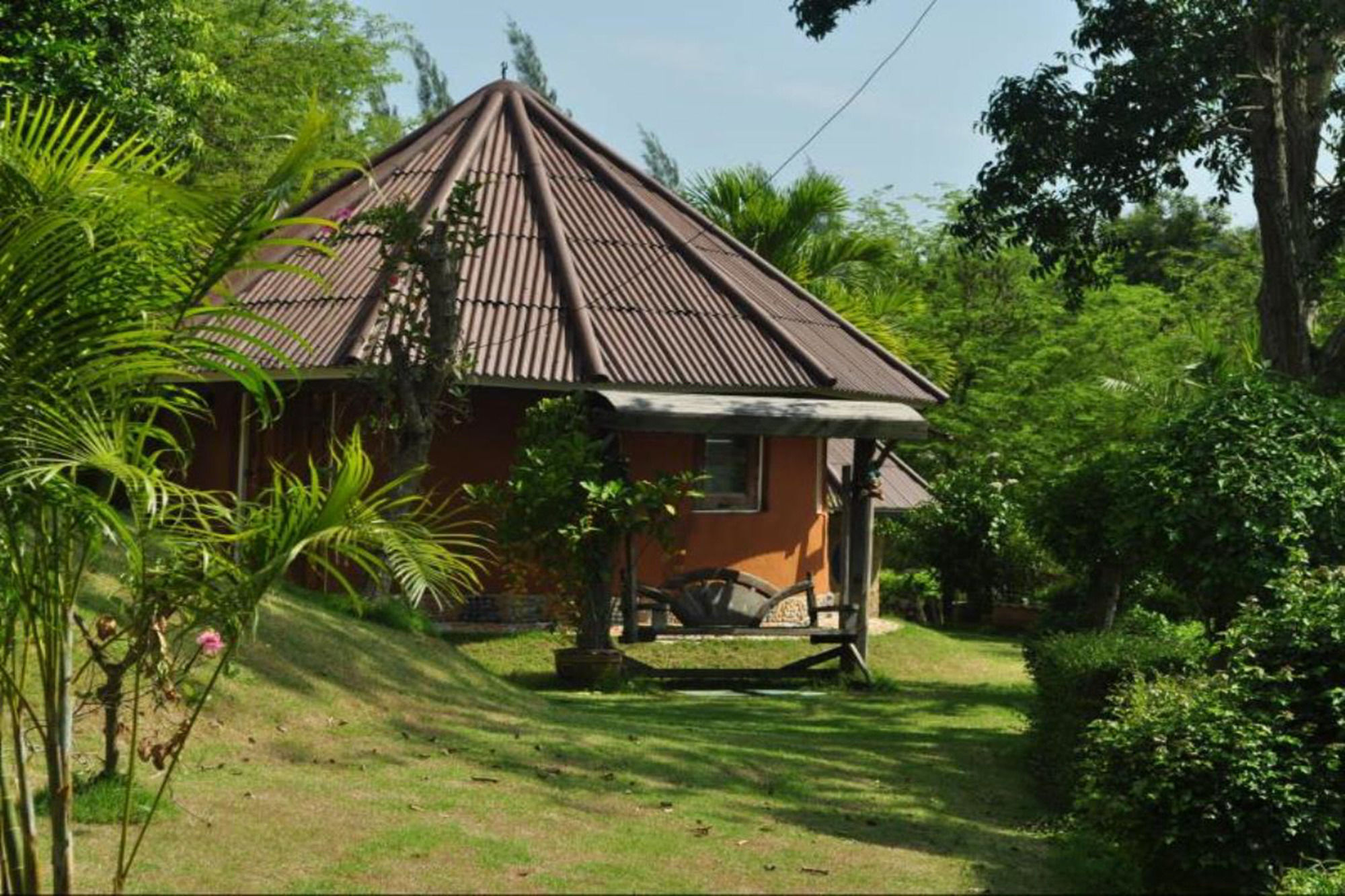 Baandin Huaiphung Resort 3*