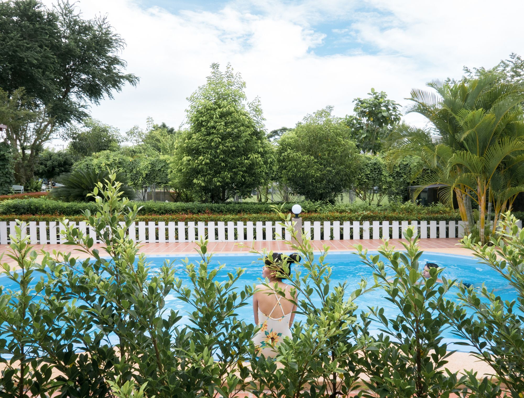 Hotel Farpratan And Garden