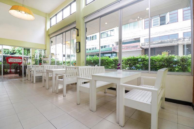 Khách sạn Baan Nilawan