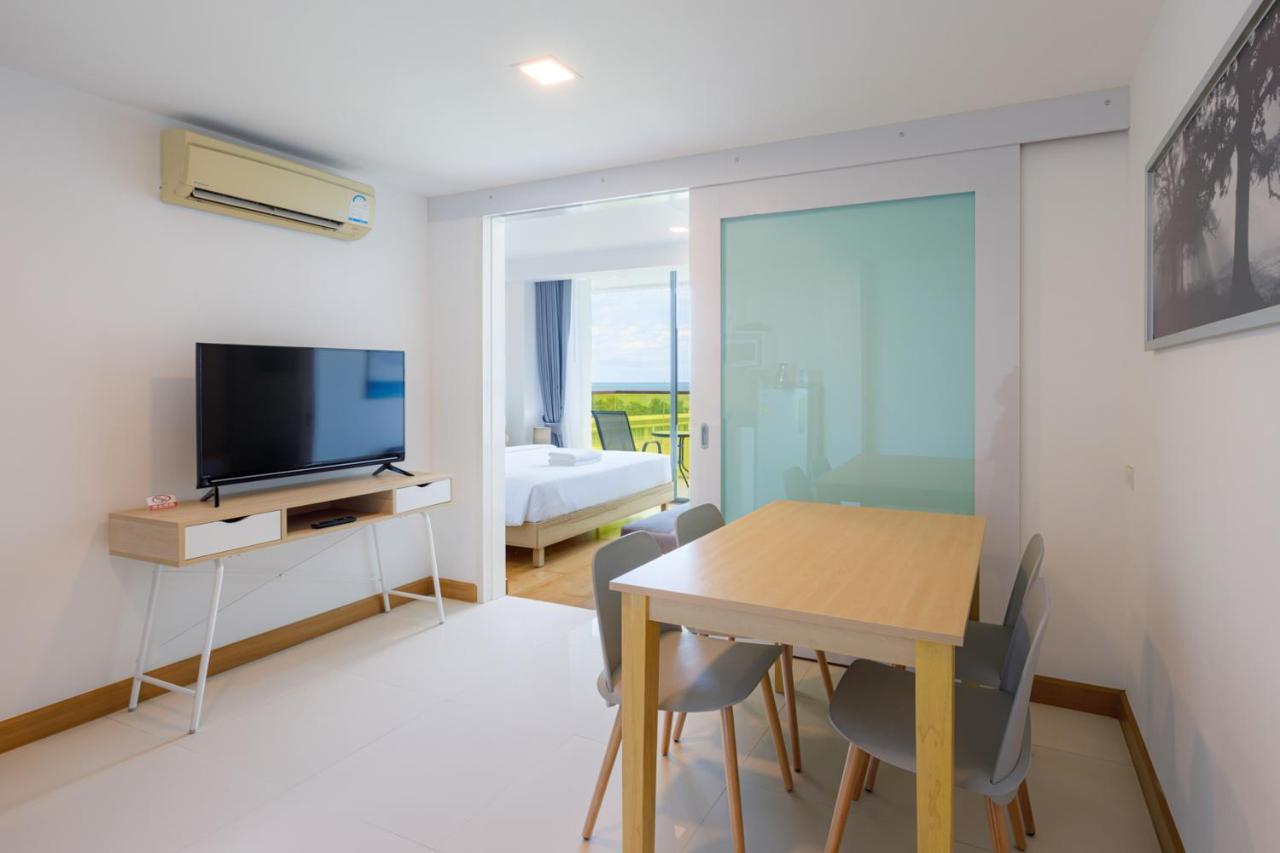 Rocco Seaview Apartment Hua Hin