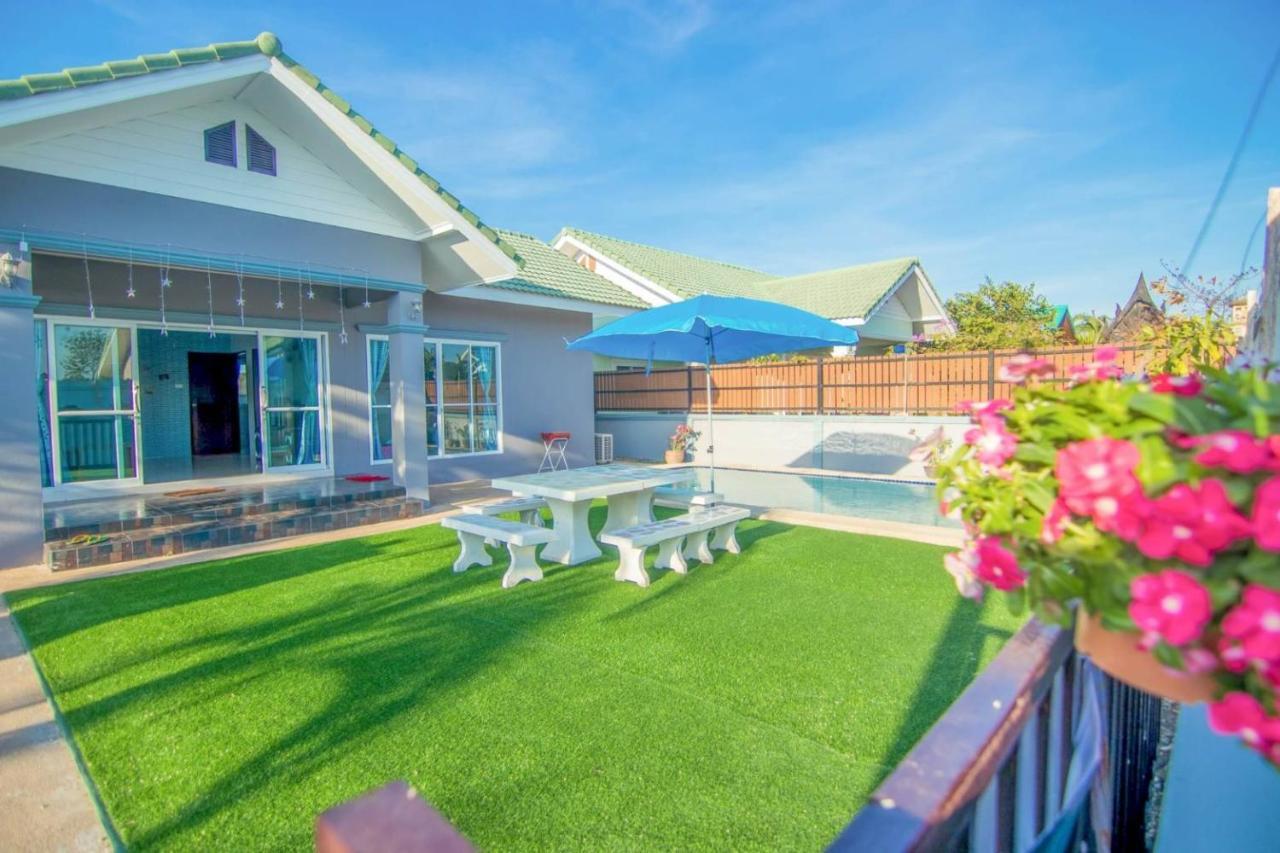 ไมอามี่ พูลวิลล่า Miami Poolvilla Villa *