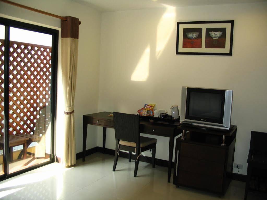 La Maison Hotel HHQ