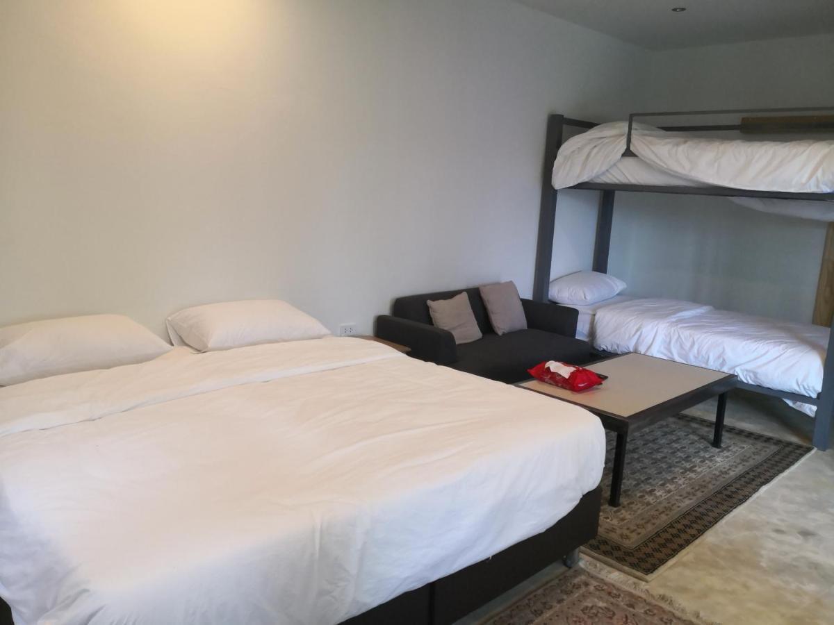 Resort Tropical House​ HHQ