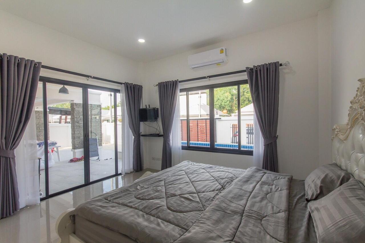 Lux9 Pool Hunhin Villa Hua Hin