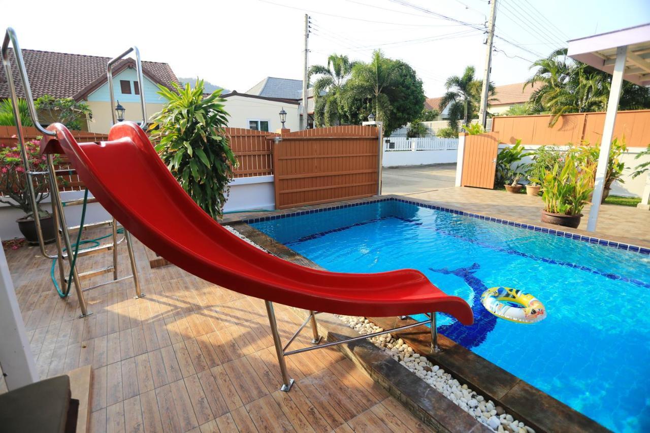 Tropical Hill Pool *