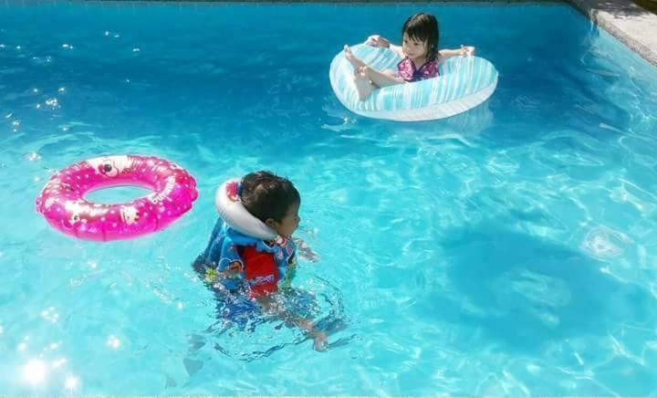 บ้านคริสติน่า พูลวิลล่า 3 ห้องนอน รองรับผู้เข้าพัก 8-15 คน Villa