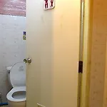 Les Bobos Backpacker Hostel