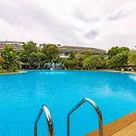4 Bedroom Townhouse In Great Location!