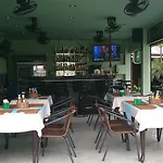 Limelight Guest House And Pub