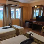 Nid Huahin Hotel