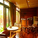 Ruenkanok Thaihouse Resort