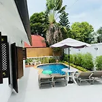 Btc Boutique Resort Private Pool Villas Hua Hin บ้านทะเลจีน บูติค รีสอร์ท หัวหิน