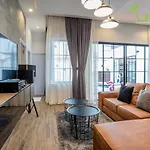 J Pool Villa Huahin