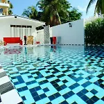 The Hen Hua Hin