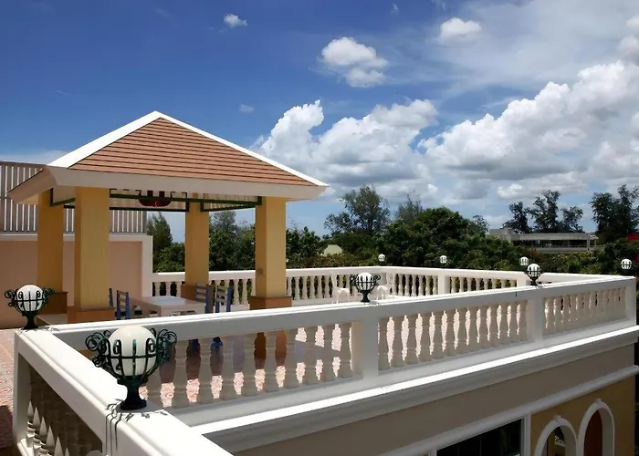 Small Hotel