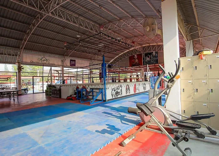 Cong Carter Muay Thai Camp