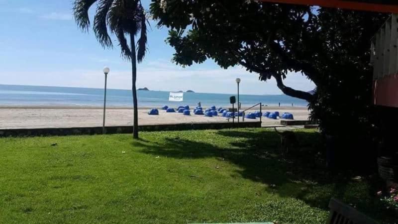 Bed & Breakfast บ้านสุนทรี Hua Hin
