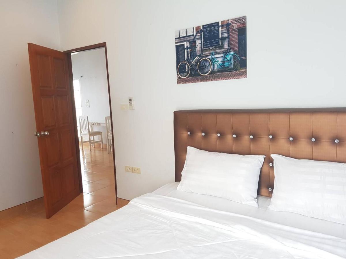 Villa 350m To Pool *
