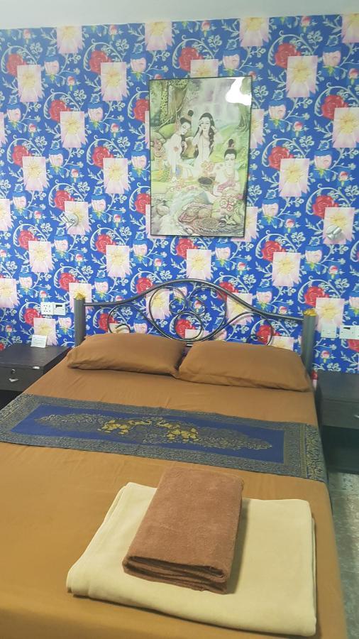 Thaisunshine & Massage Guest house *