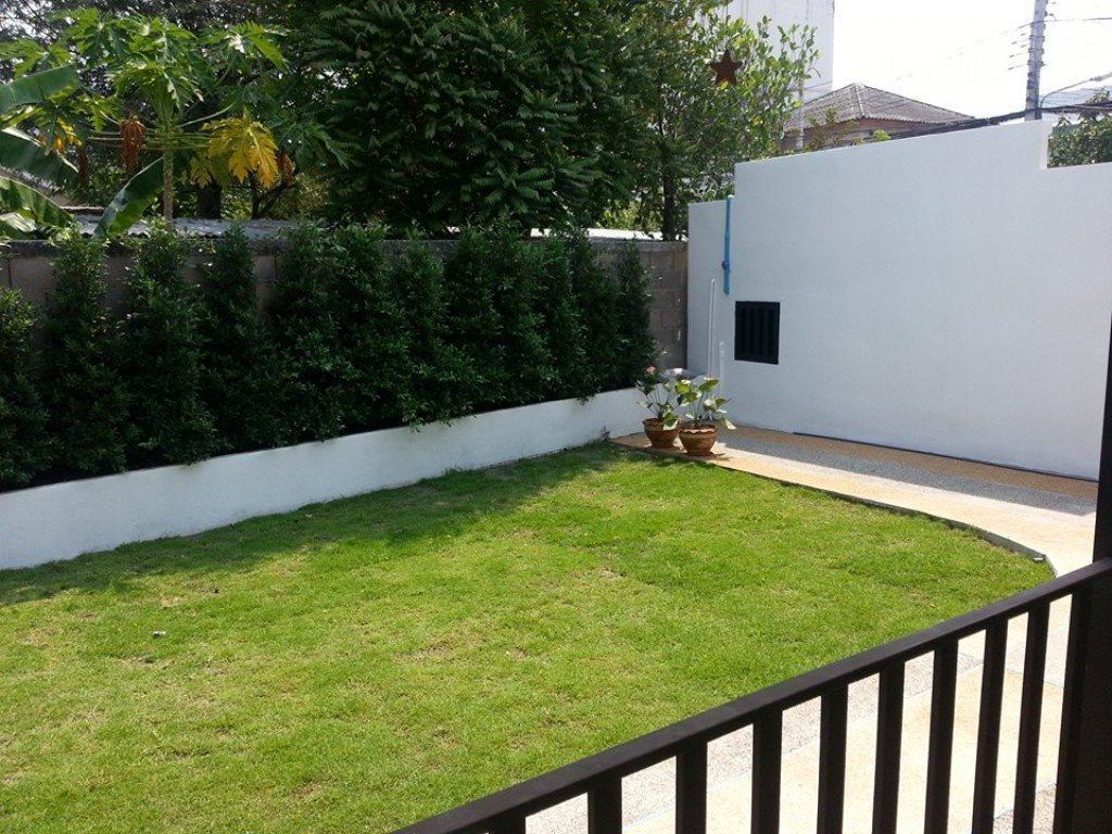 N.p. House Herberg 2*