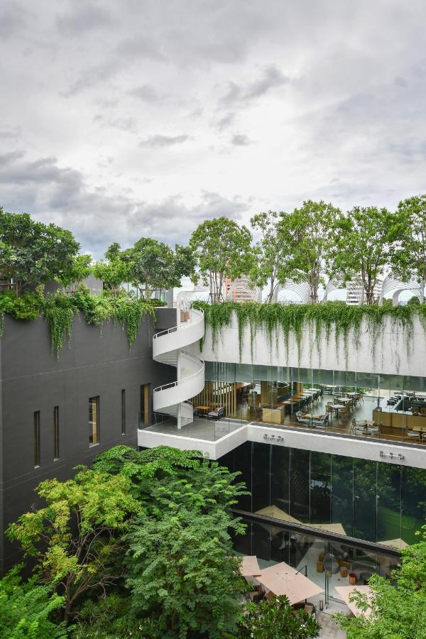 Khách sạn Dusitd2 4*