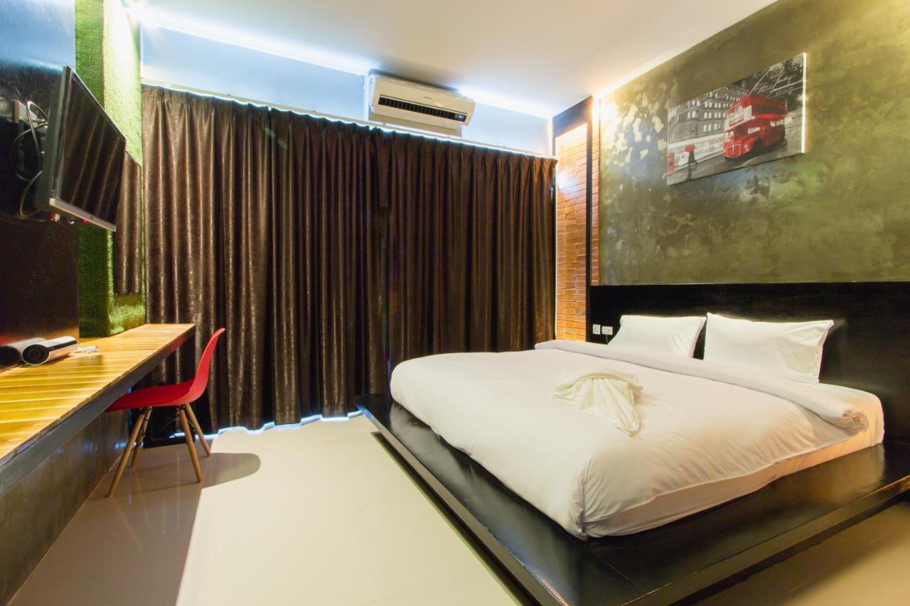 Coconut Budget And Boutique Hotel 2*