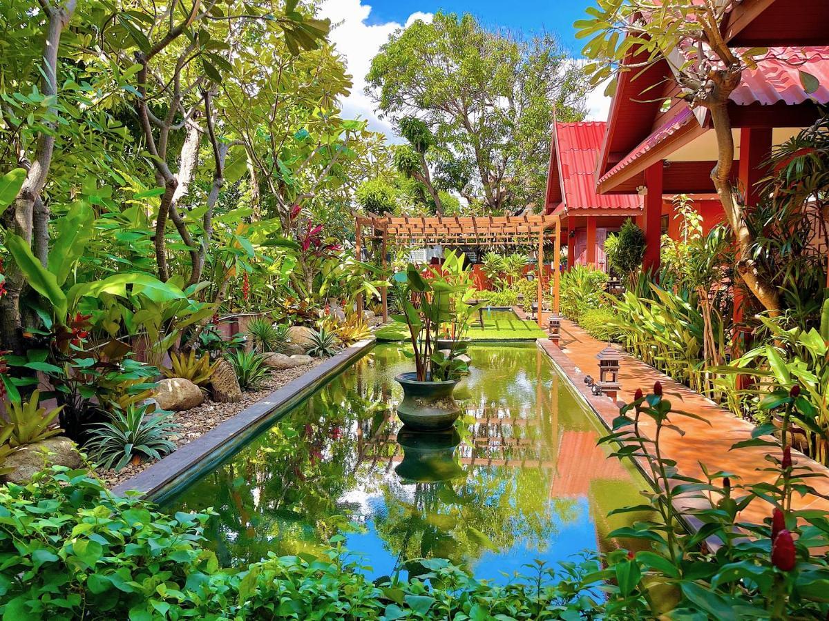 Resort Ruenkanok Thaihouse