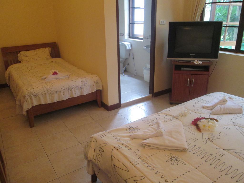 Seajays Guest house 2*