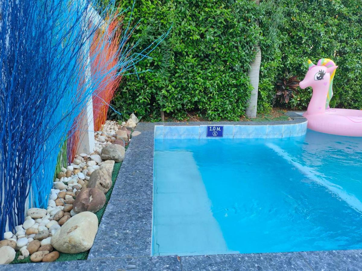 Villa 350m To Pool *