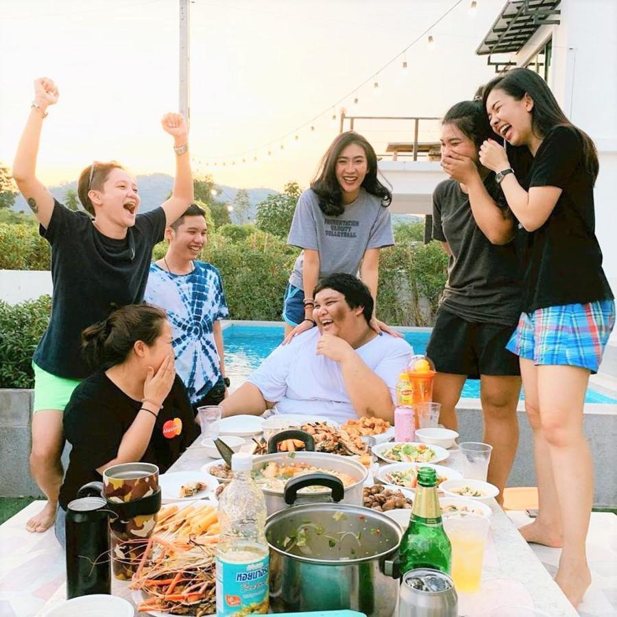 บ้านพักหัวหิน 8-15 คน พร้อมสระว่ายน้ำส่วนตัว Villa