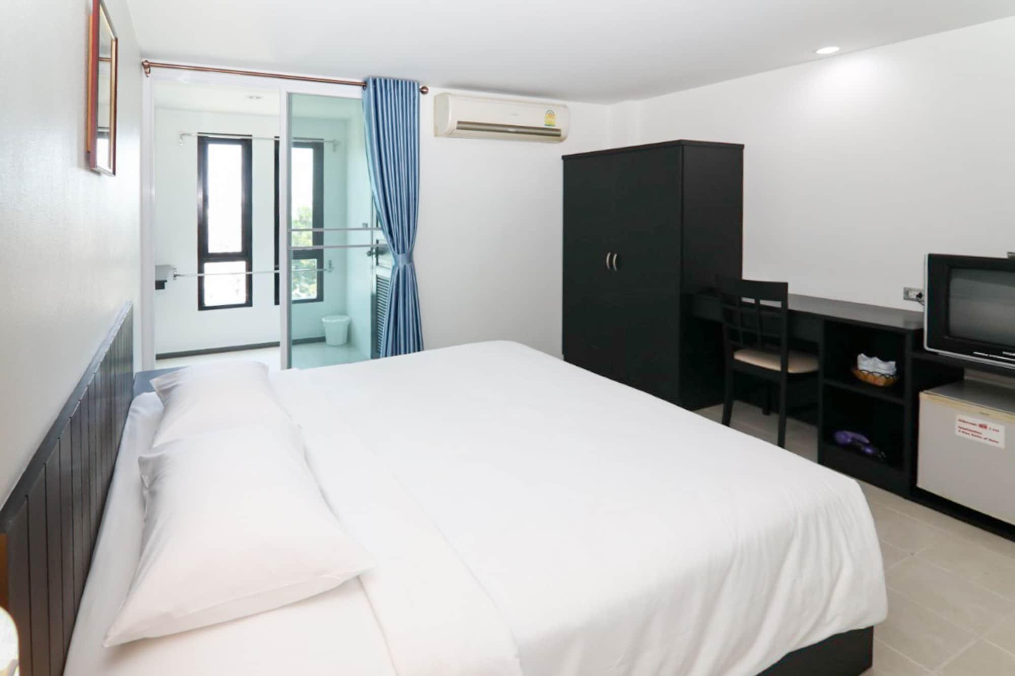 G House Khách sạn 3*