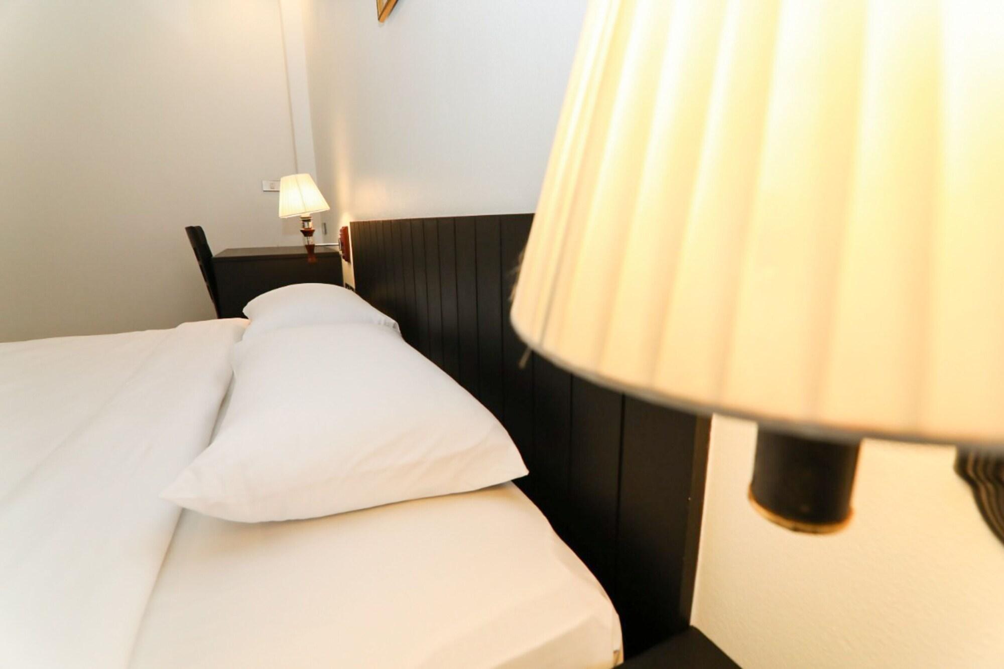 Khách sạn G House 3*