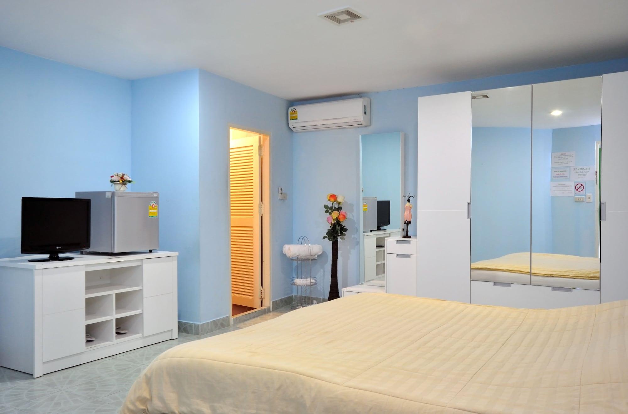 Aree's House Hua Hin