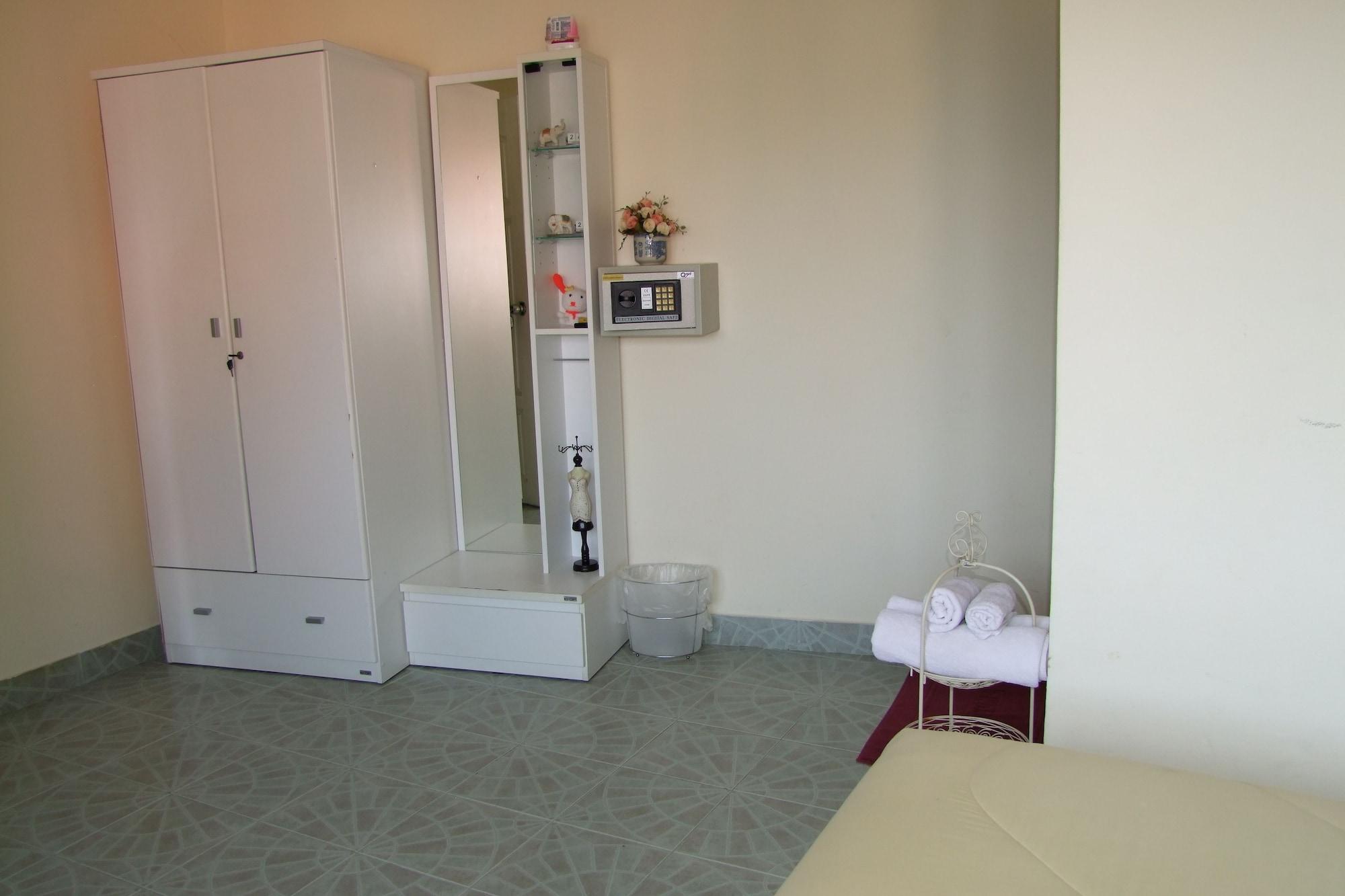 Aree's House Guest house 2*
