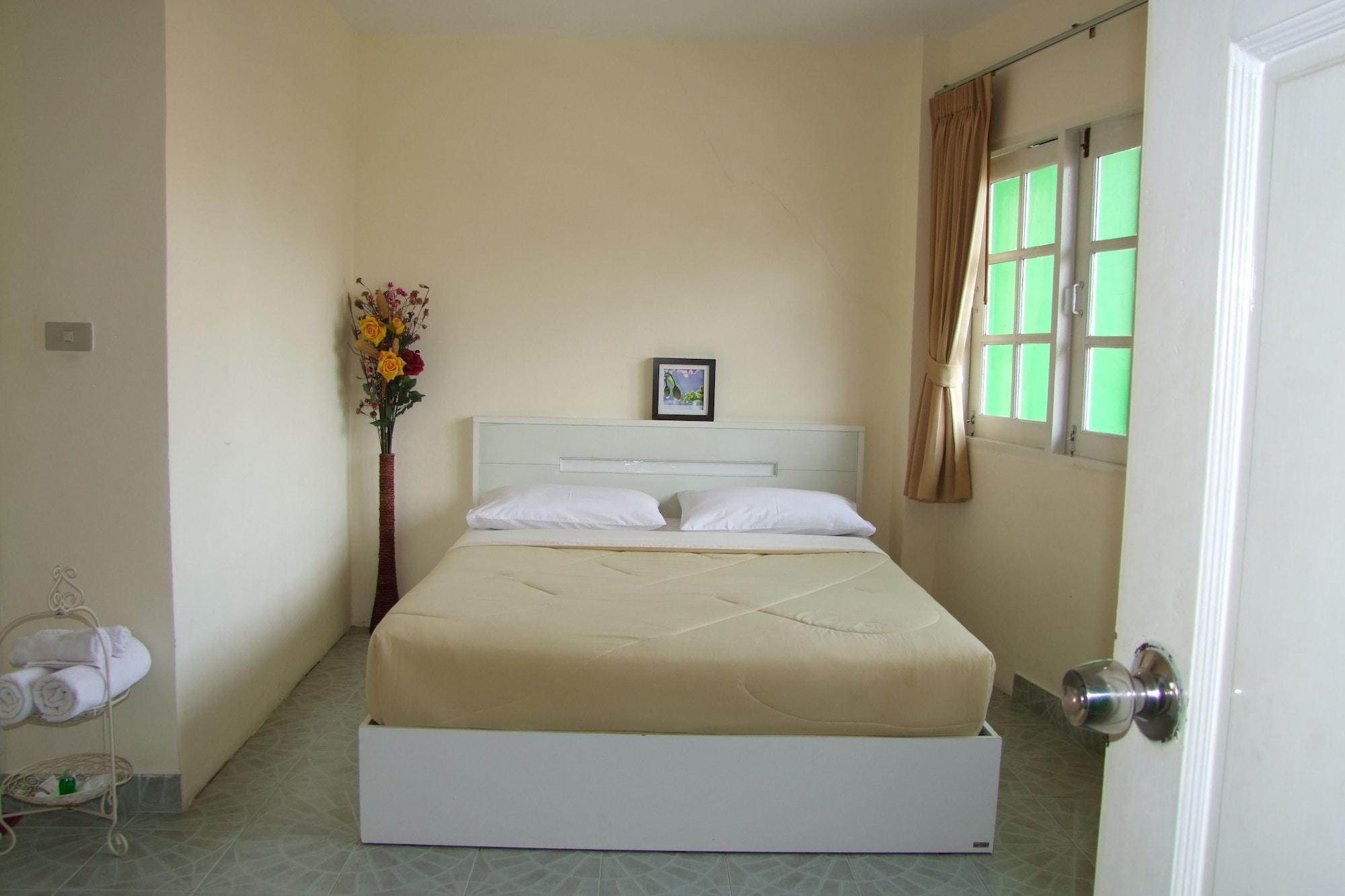 Aree's House Guest house