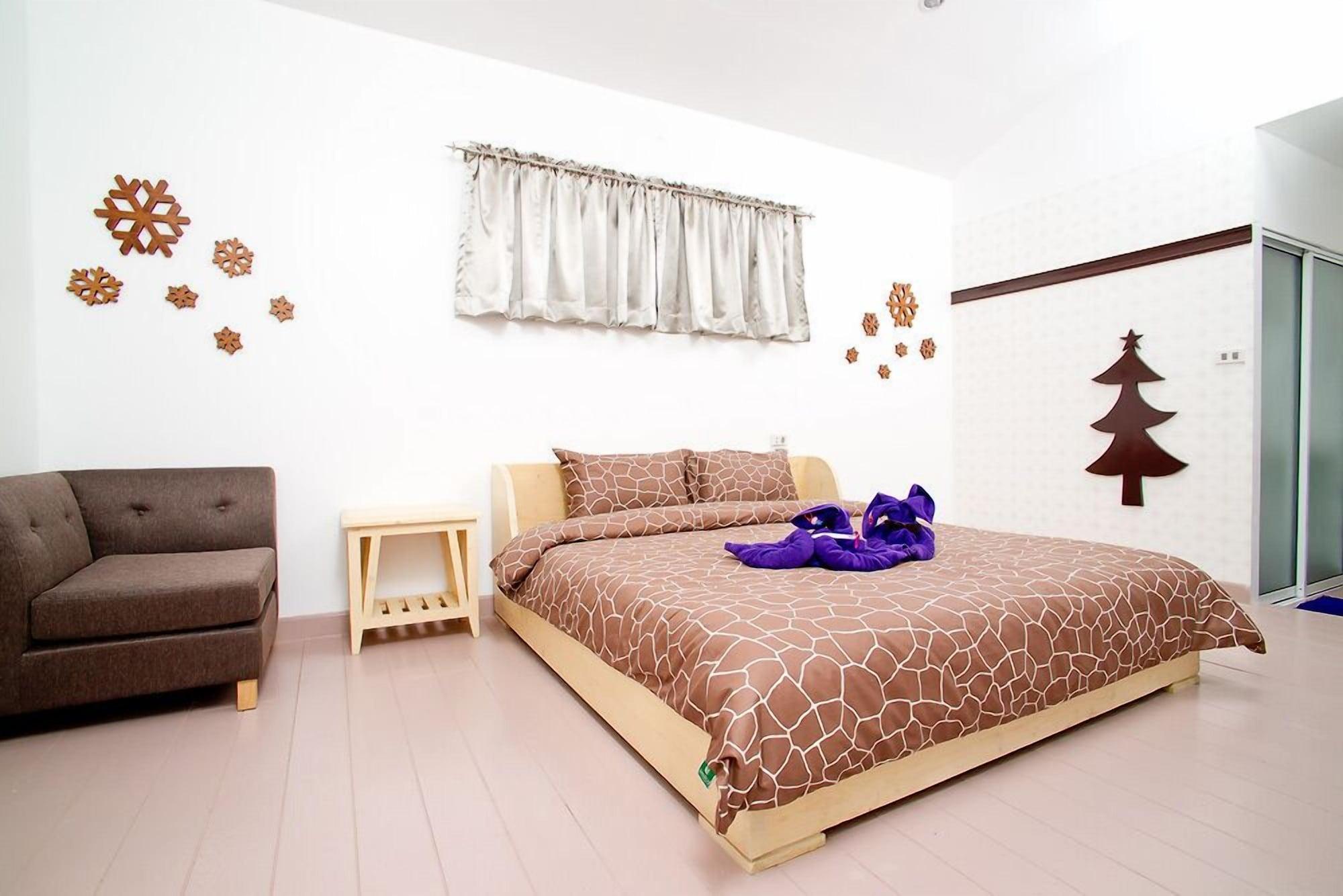 Hotel Gorilla Hills Hua Hin