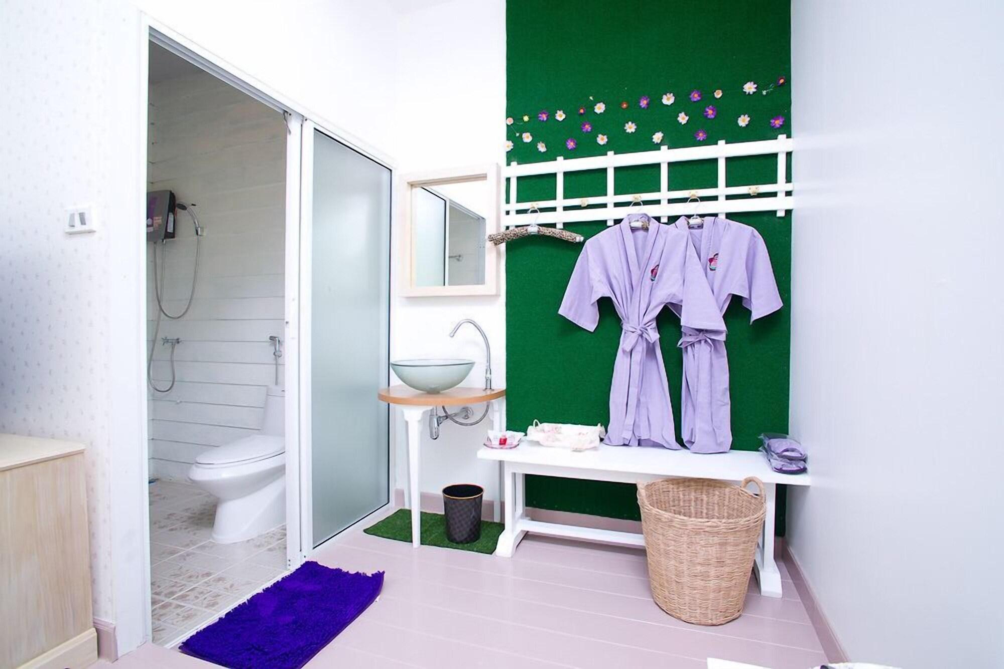 Hotel Gorilla Hills Hua Hin